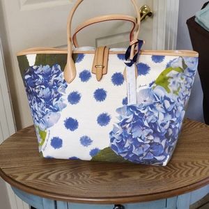 Dooney & Bourke Large Cindy Tote